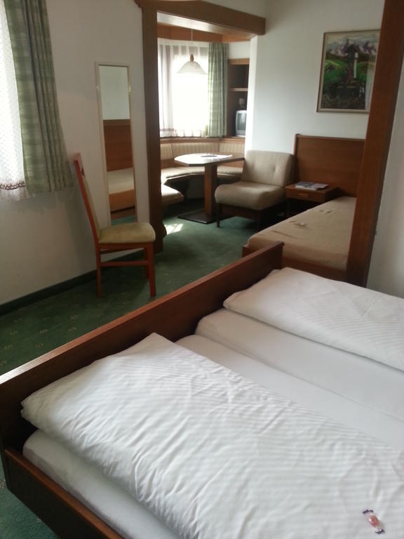 Hotel Garni Dietrich 蒂罗尔-泽费尔德 外观 照片